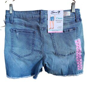 Seven7 Womens 5" Inseam Weekend Denim Shorts Size 6 Fray Hem Light Wash $59 NWT
